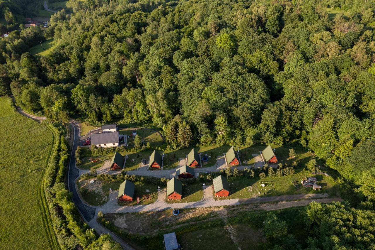 Uweronci Ustrzyki Dolne Exterior foto