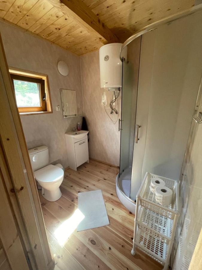 Uweronci Ustrzyki Dolne Exterior foto